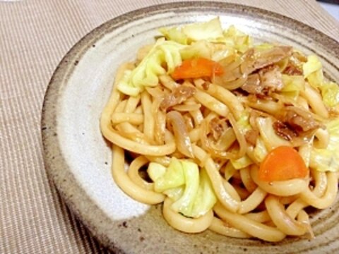 野菜たっぷり焼きうどん！